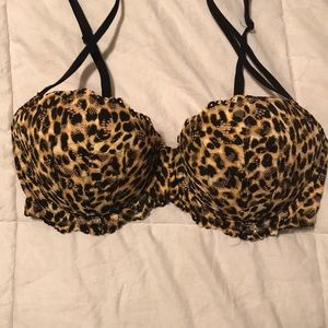 Victoria’s Secret Pink leopard Date night bra